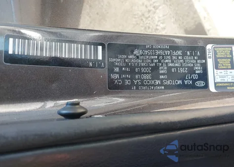 2017 Kia Forte Lx из США, поврежденный, VIN 3KPFL4A76HE135409